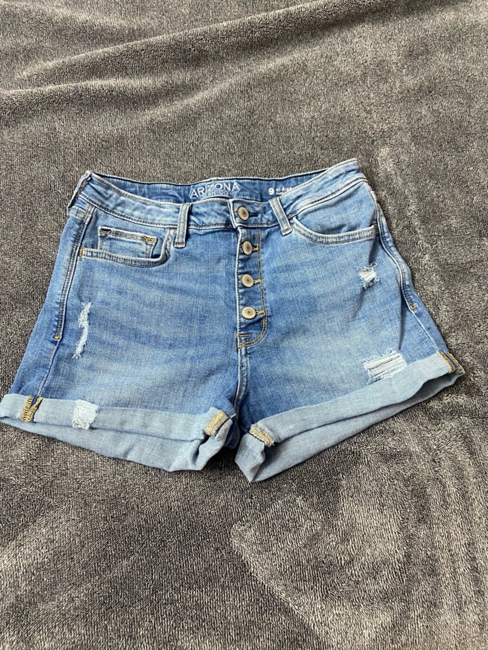 Arizona Jean Co. Hi-Rise Distressed Denim Shorts - Size‎ 9